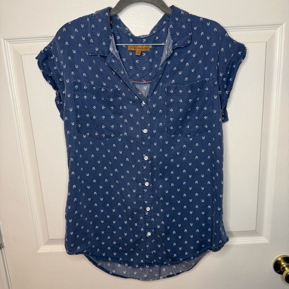 JACHS Girlfriend Blue Button-Up Women’s Top Size Small GUC